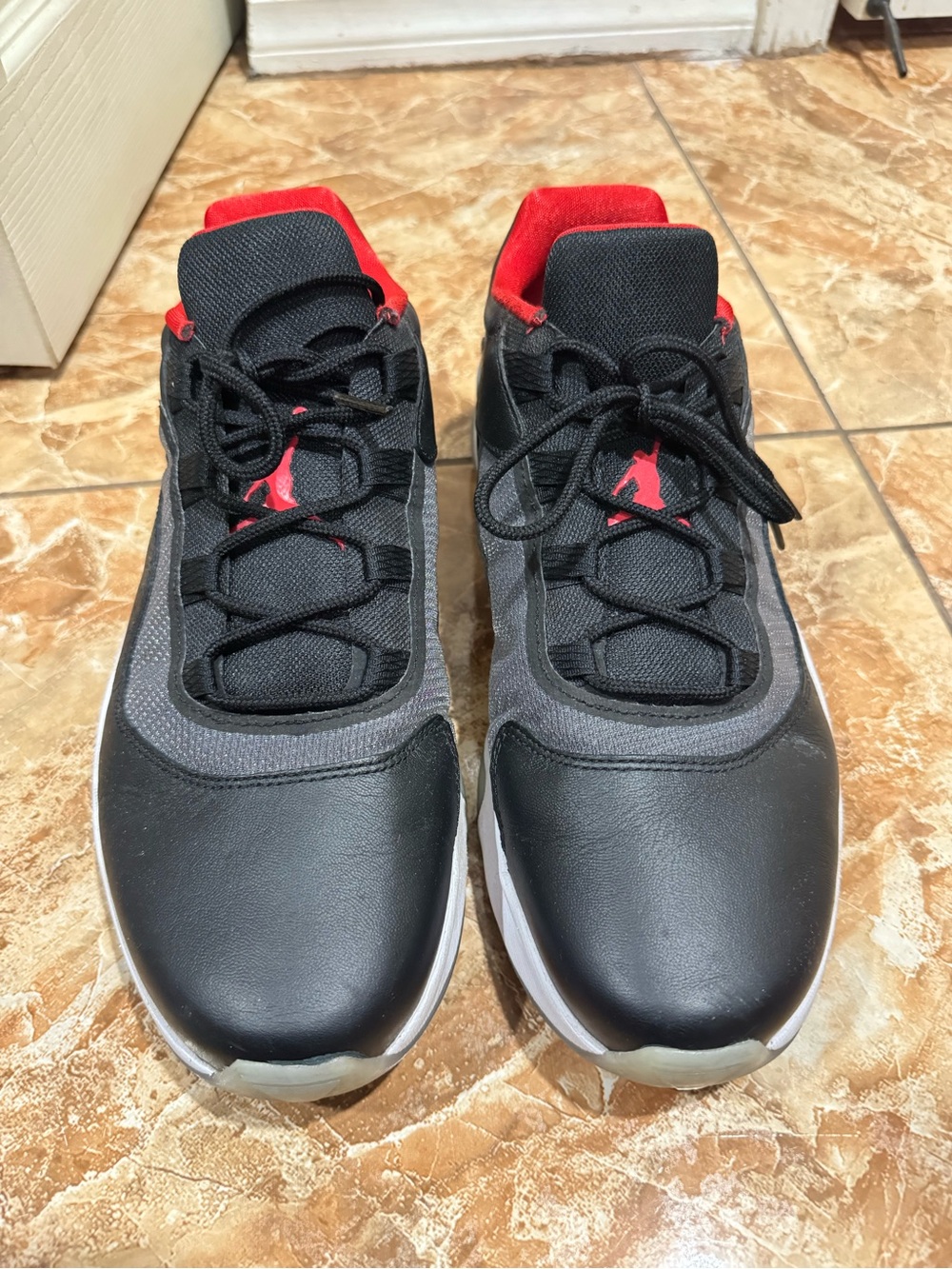 Air Jordan 11 CMFT Low
Men Casual Shoes
CW0784-006